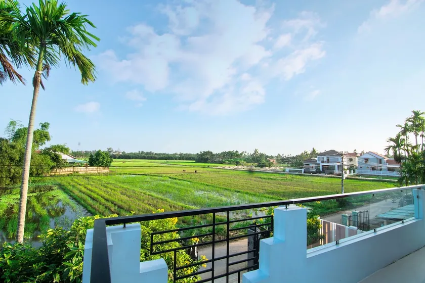 The Field Homestay - Image 1