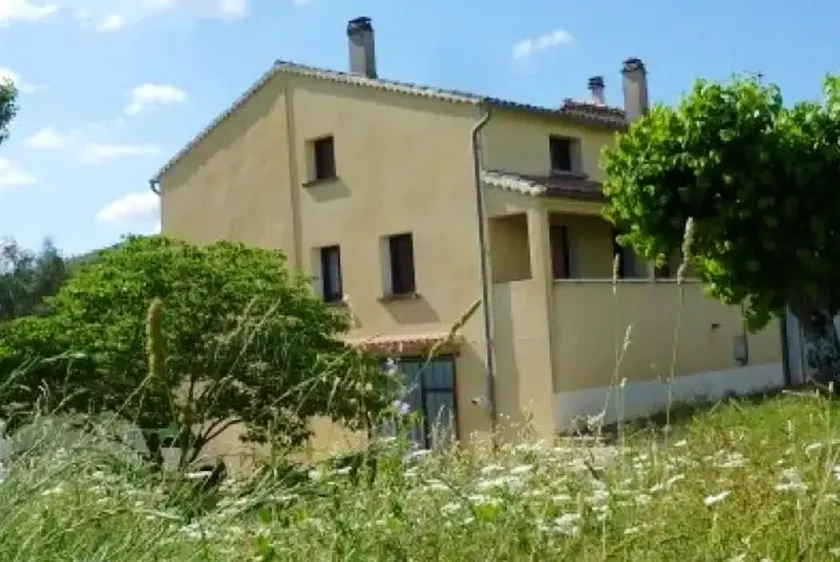 Maison de 3 chambres avec jardin amenage a Uzer - Image 1
