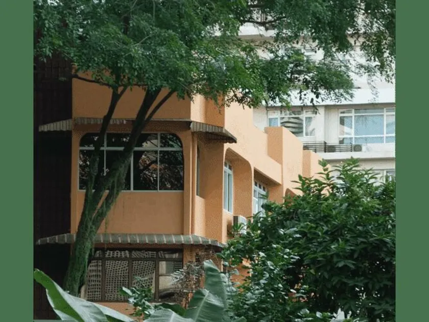 Orange Pekoe Guesthouse - Image 1
