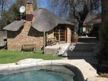 Ange B&B and Guesthouse - Image 1