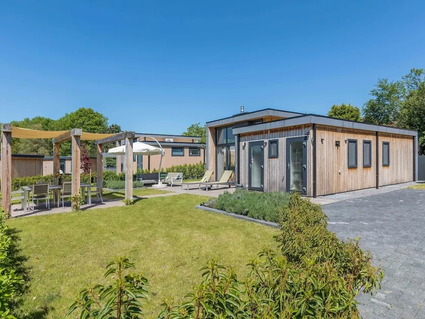 Luxurious holiday home with dishwasher, 5 km from Valkenburg - Image 1