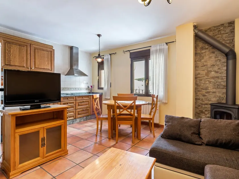 Delightful Apartment in Gudar With Fireplace - Image 1