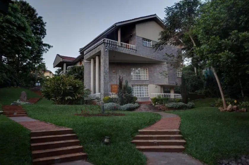 Adies Garden Suites - Image 1