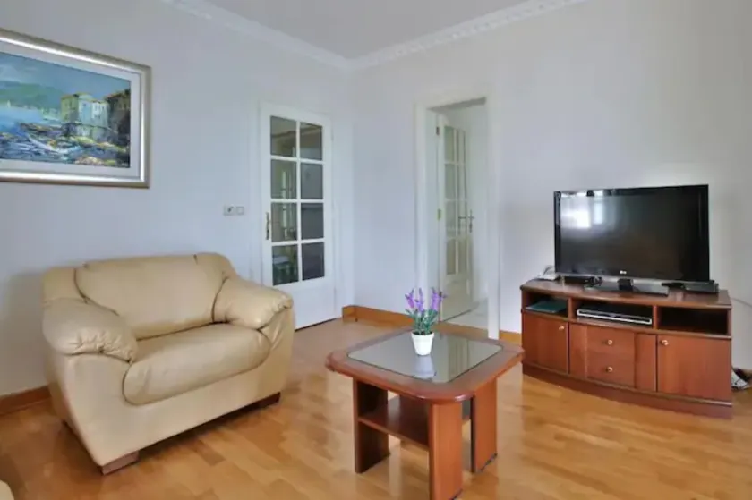 Montesan Beach Apartments Sveti Stefan - Image 1