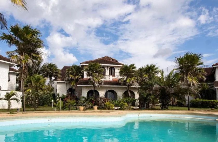 Stay.Plus Creek Residence Nyali - Image 1