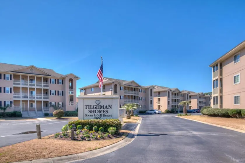 Tilghman Shores A4 2BR End Unit • Screened Porch • Close to Beach - Image 1