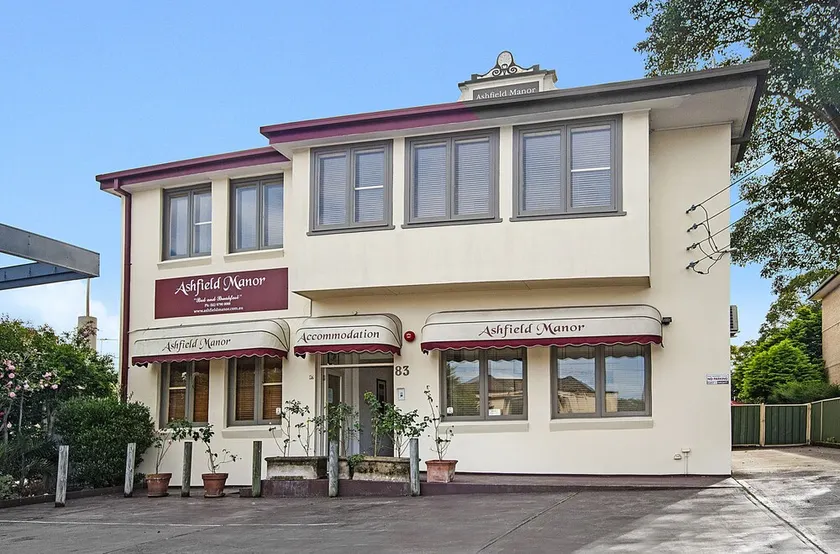 Ashfield Manor Bed & Breakfast - Image 1