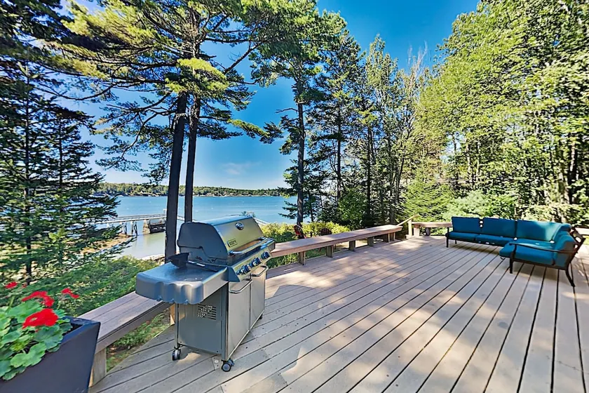 Stunning Waterfront W/ Private Deep-water Dock 6 Bedroom Home - Image 1