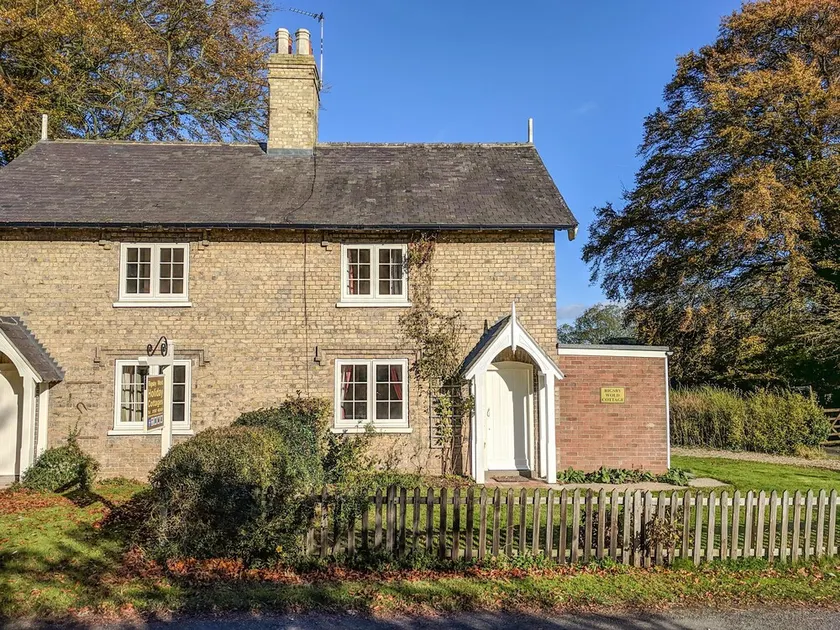 Pheasant Cottage - Image 1