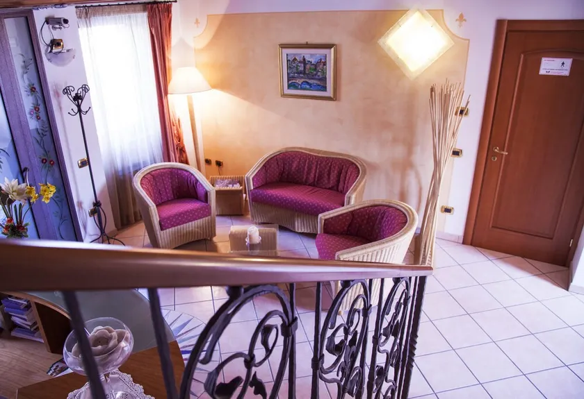 Bed & Breakfast La Residenza Il Giglio - Image 1