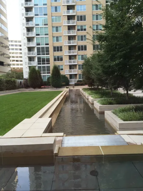 Concord Crystal City by Executive Apartments - Image 1
