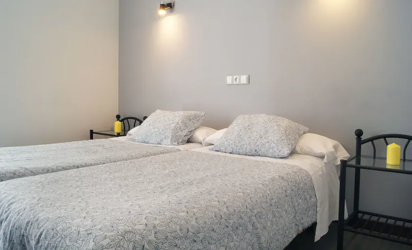 Hostal Cibeles - Image 1