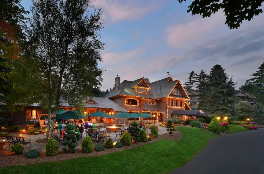 Bob Timberlake Inn at Chetola Resort - Image 1