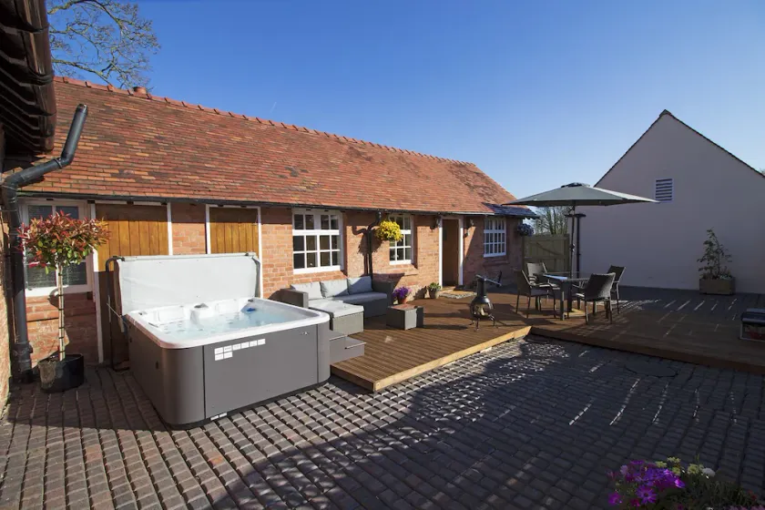 West Mead Cottage - Image 1