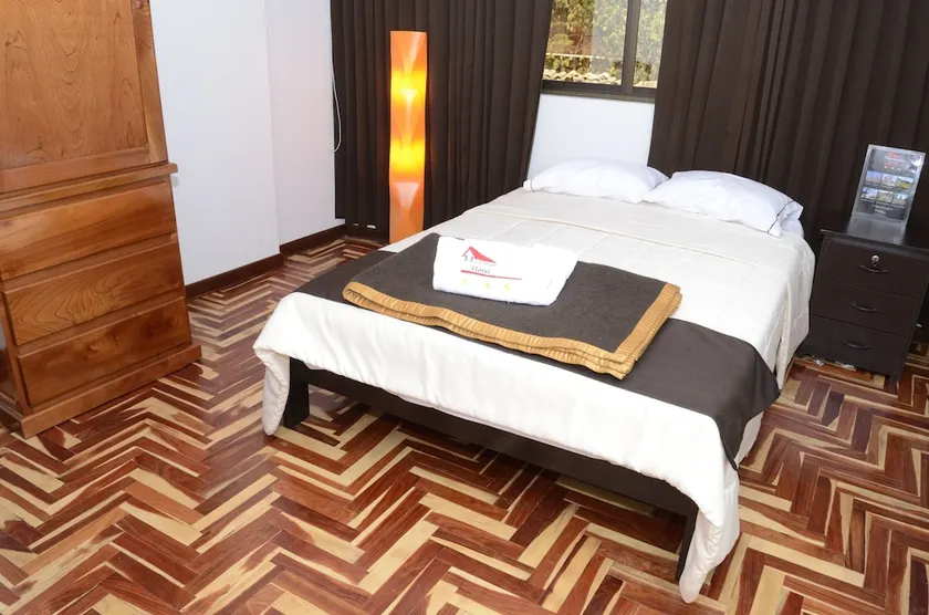 Huancayo Hotel - Image 1
