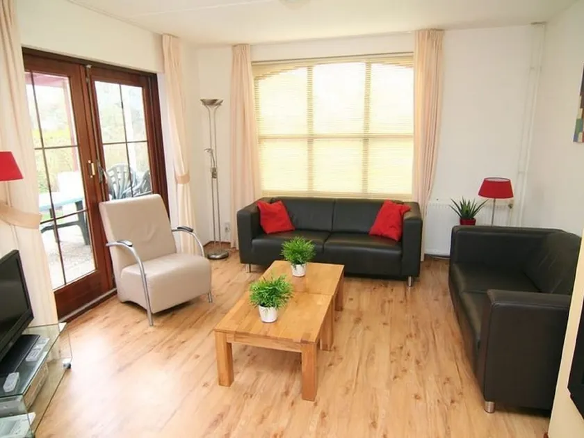 Spacious Holiday Home With Dishwasher on Texel - Image 1
