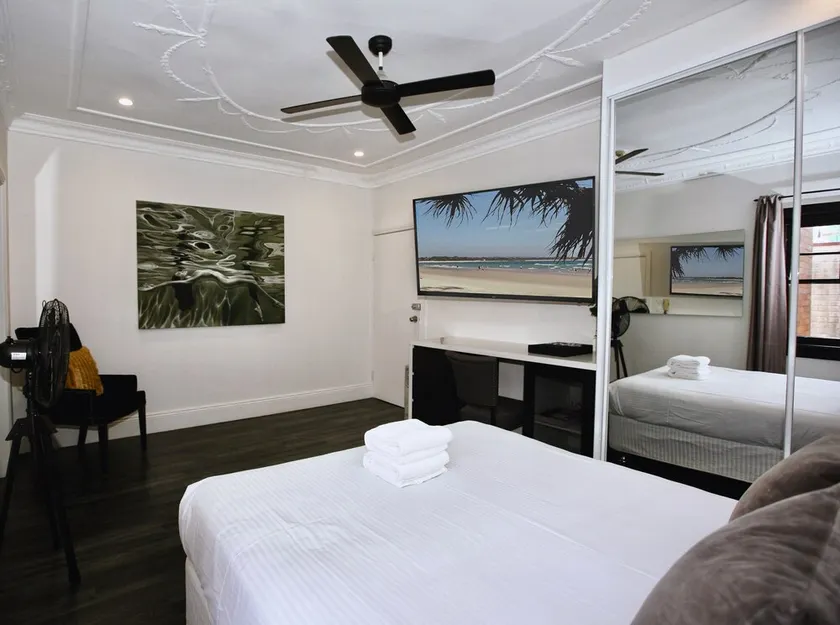 Lux Quiet Apartment in Potts Point - Image 1
