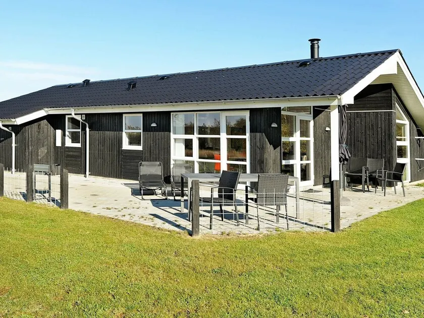 Soothing Holiday Home in Hemmet With Sauna - Image 1