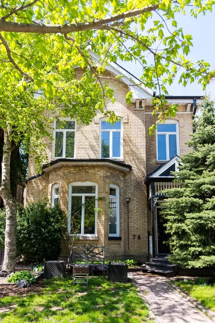 Beautiful Downtown House by Easyhosts - Image 1