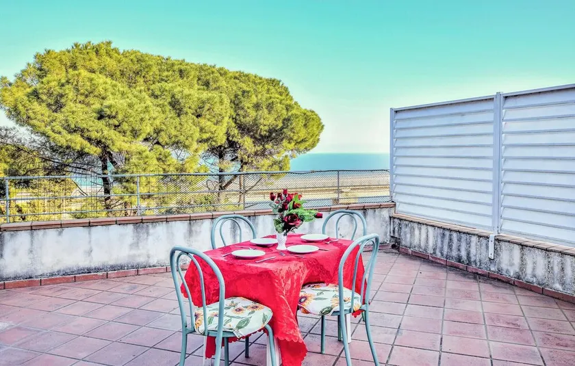 Beautiful Apartment in Stalettì With 1 Bedrooms - Image 1