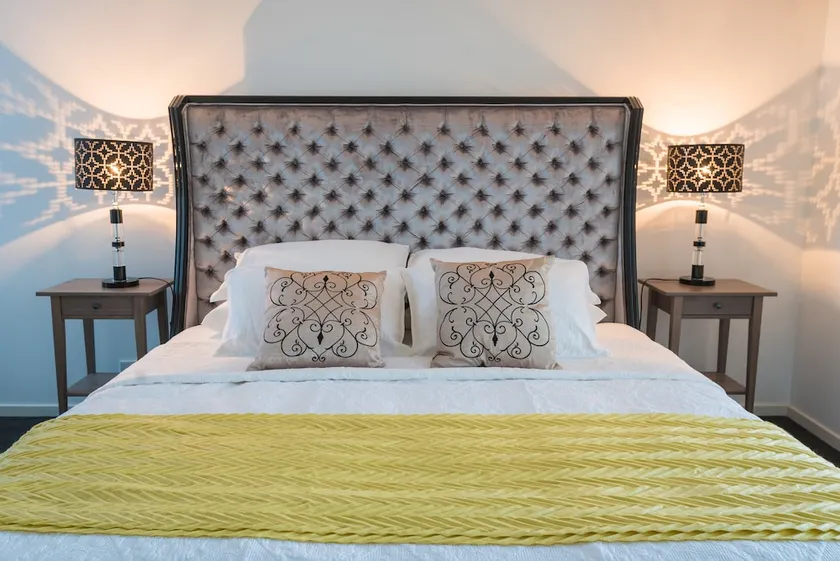 'Daphne' DESIGNER Abode - Image 1