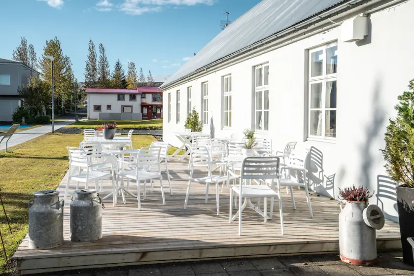 SKYR Guesthouse - Image 1