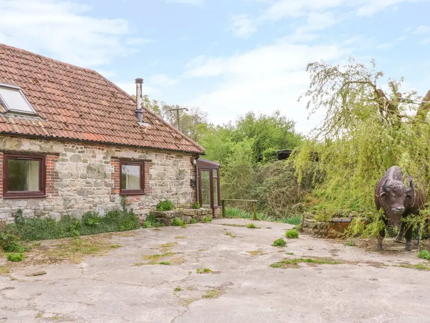 Bush Farm Annexe - Image 1