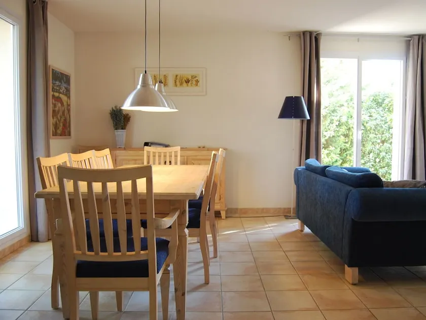 Detached Villa With a Dishwasher, in Green Surroundings - Image 1
