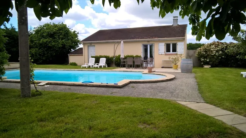 Villa de 4 chambres avec piscine privee jardin clos et wifi a Ervauville - Image 1