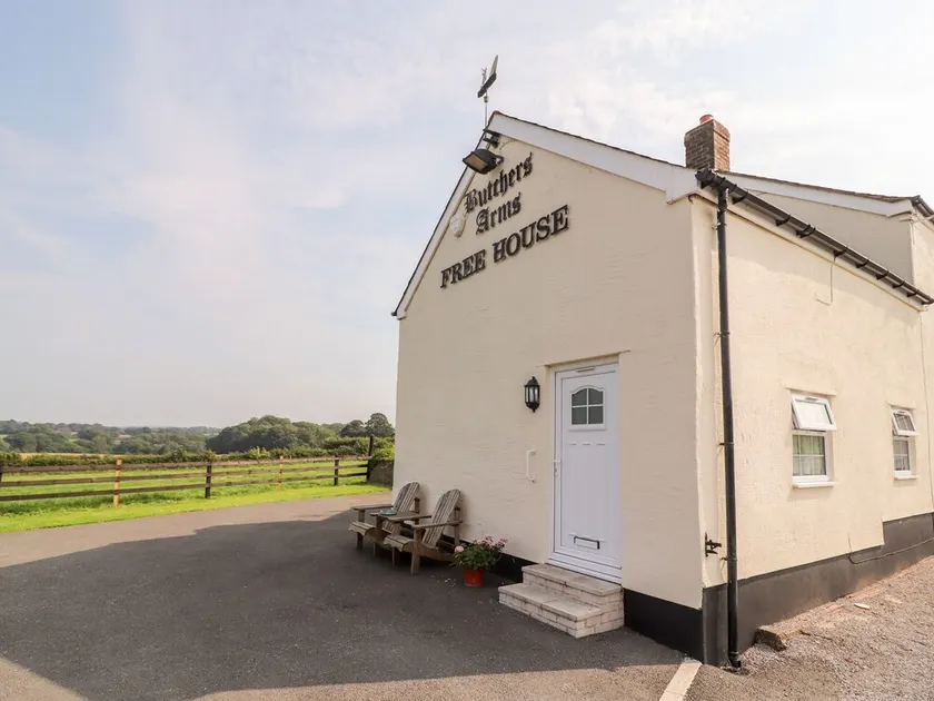Butchers Arms Cottage - Image 1