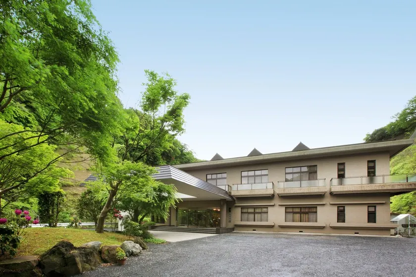 Keikoku Bettei Mochinoki - Image 1