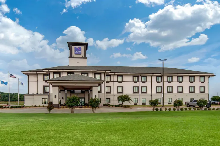 Sleep Inn & Suites - Image 1