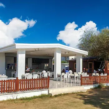 Okeanos Beach Bungalow - Image 1