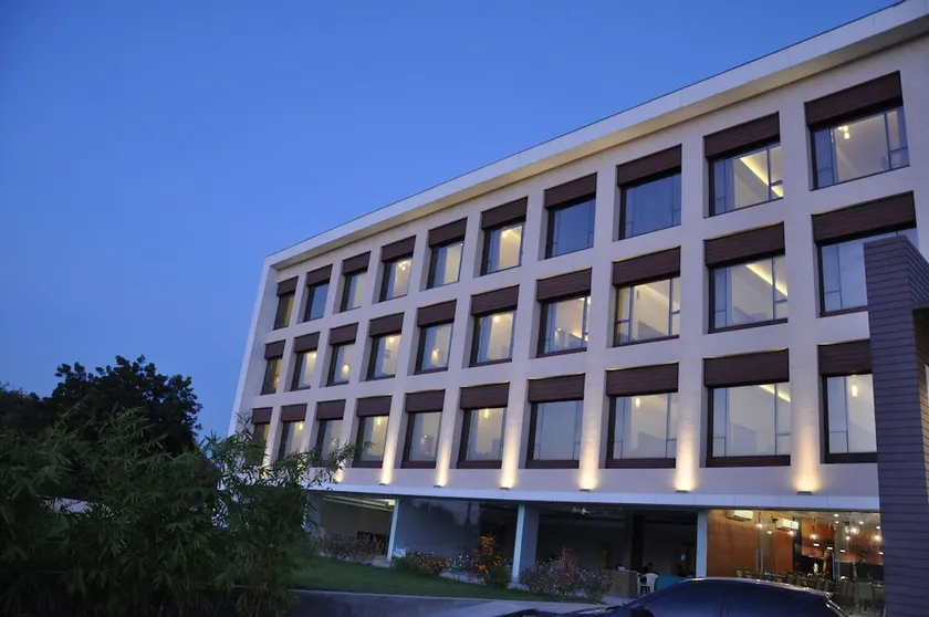Mango Hotels Tansha Rega - Image 1