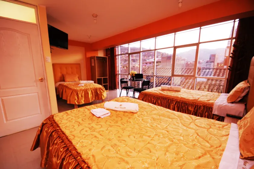 Hostal Casa Dorada Cusco - Image 1