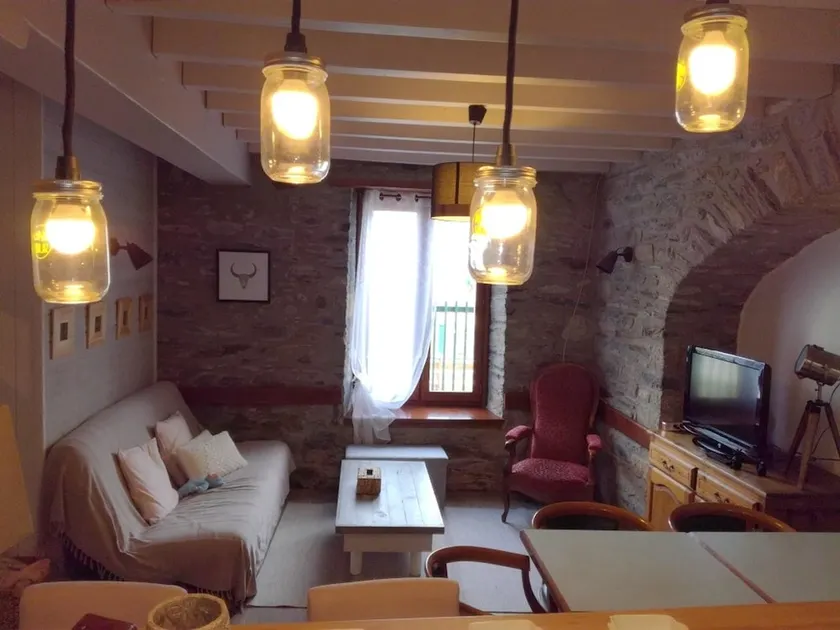 House With 3 Bedrooms in Saint-lary-soulan, With Wifi - 500 m From the - Image 1
