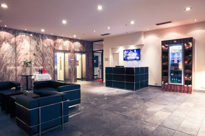 CityHotel Konigstrasse - Image 1