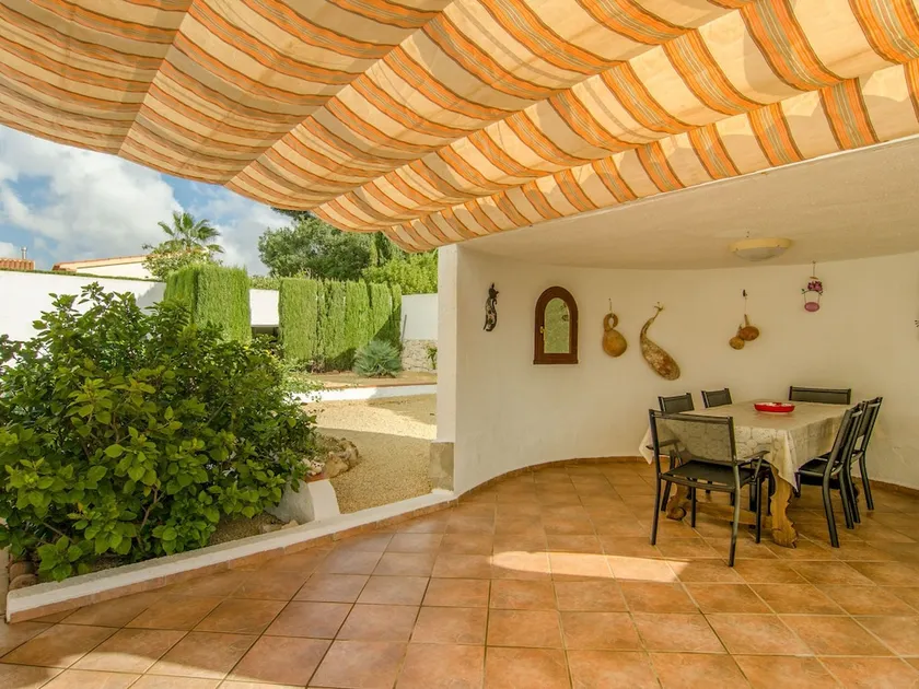 Gorgeous Villa With Private Pool and Near Golf Course and Beach - Image 1