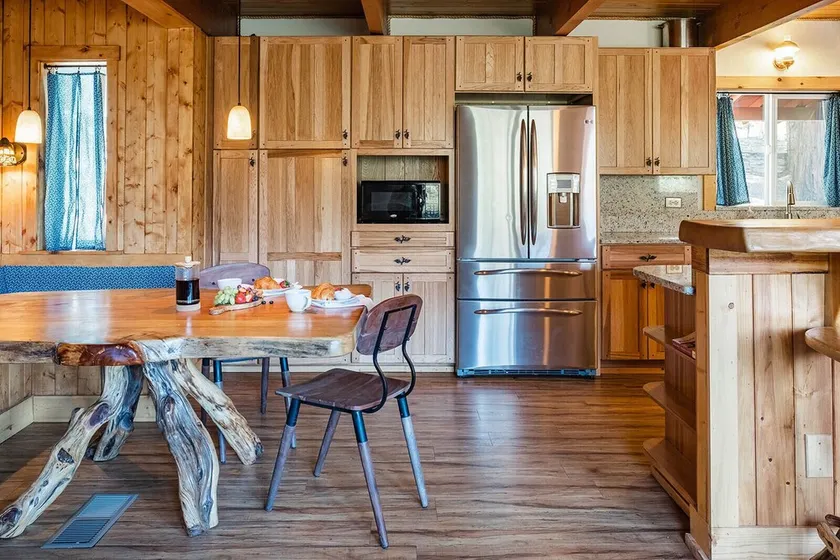 Red House - Minutes to Shaver Lake! - Image 1