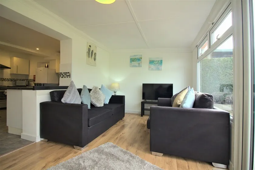 Westlands Lodge - Image 1