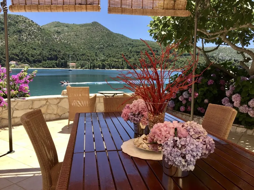 Villa Almadria - Image 1