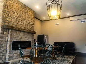 Hotel Lanesboro - Image 1