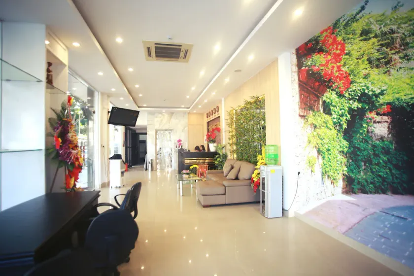 Rio Hotel - Image 1