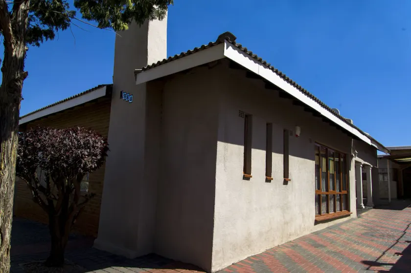 Motsolga Bed And Breakfast - Image 1