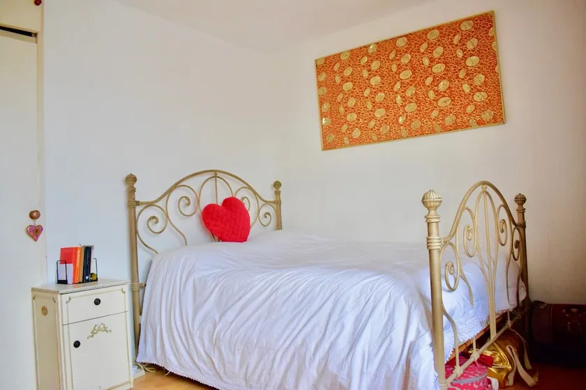 1 Bedroom Apartment With Balcony And Seaviews - Image 1