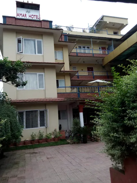 Amar Hotel - Image 1