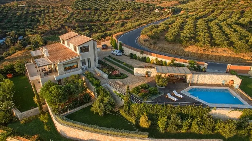 Luxury Villa Hara with private pool - Image 1