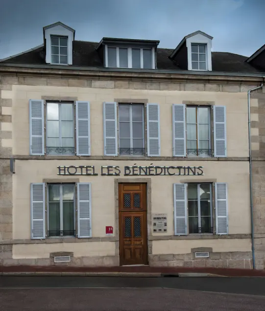 Hotel Les Benedictins - Image 1