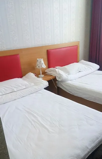 Zhangjiakou Baoshenghong Hotel - Image 1