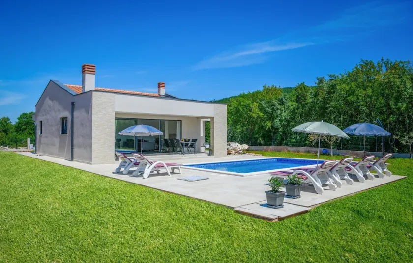 Amazing Home in Trget With Outdoor Swimming Pool, Wifi and 3 Bedrooms - Image 1